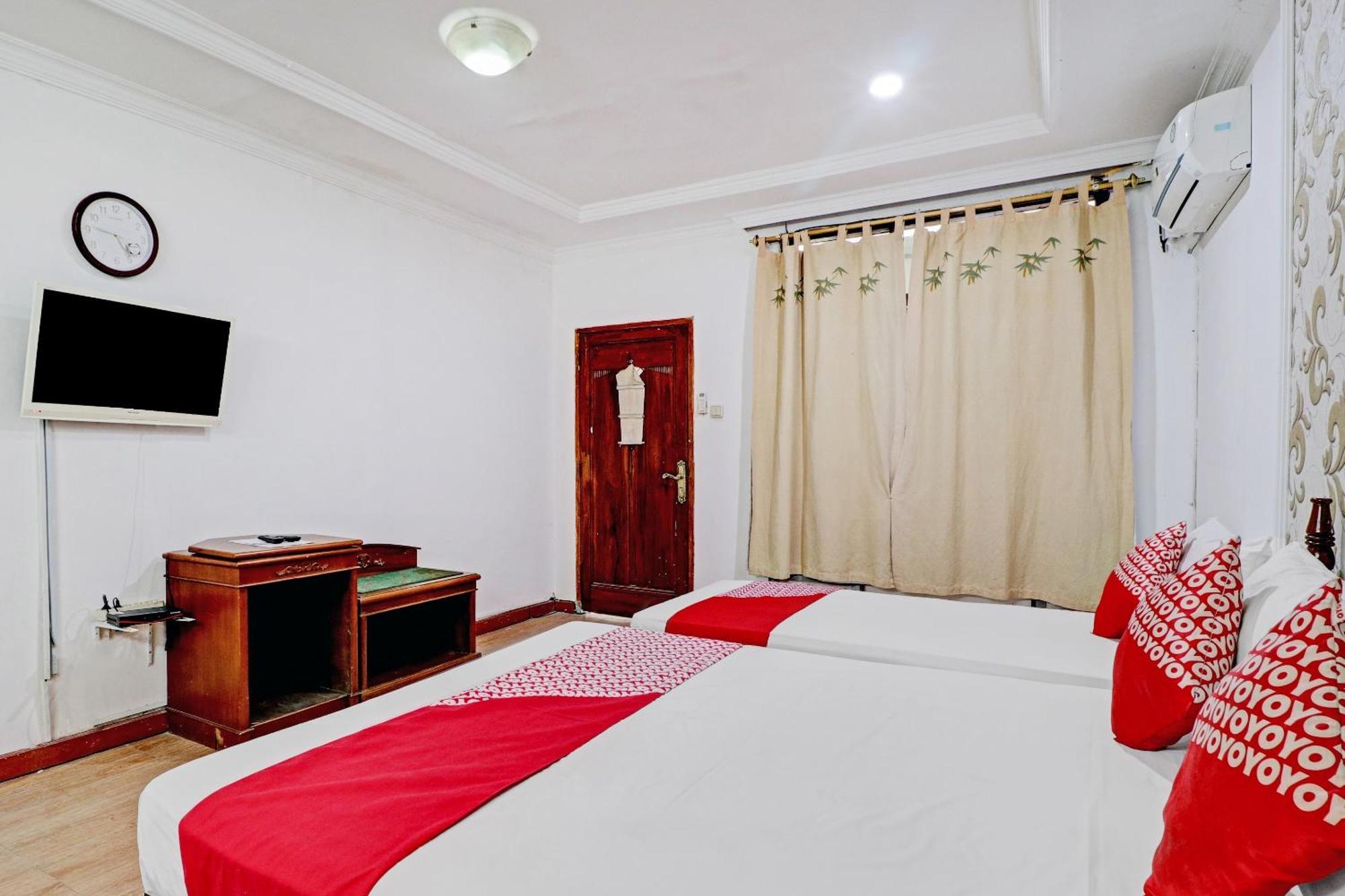 Hotel O Bandung Near Stadion Siliwangi Formerly The Ethnic Hotel Bandung Exterior photo